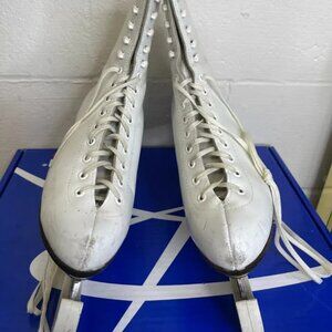 Riedell Red Wing Minnesota‎ 220 White Leather Figure Ice Skates Boot Women's 5.5